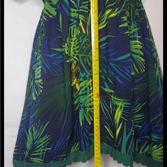 America & Beyond Dress Dark Green size Medium - Picture 5 of 6